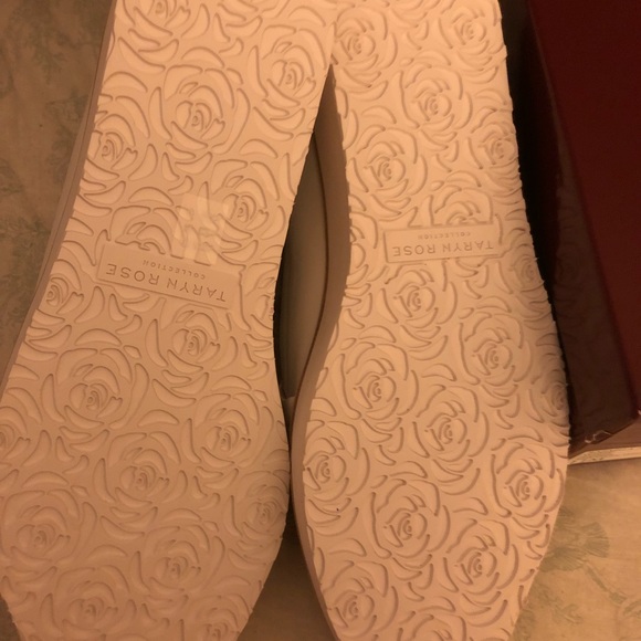 NIB Taryn Rose white rafaella nappa leather loafer - Picture 4 of 5